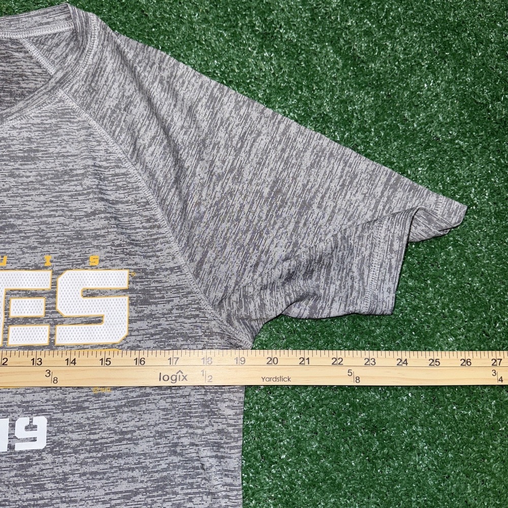 St. Louis Blues | Men's Medium 2019 Stanley‎ Cup Champions Dry Fit Shirt - Picture 3 of 5